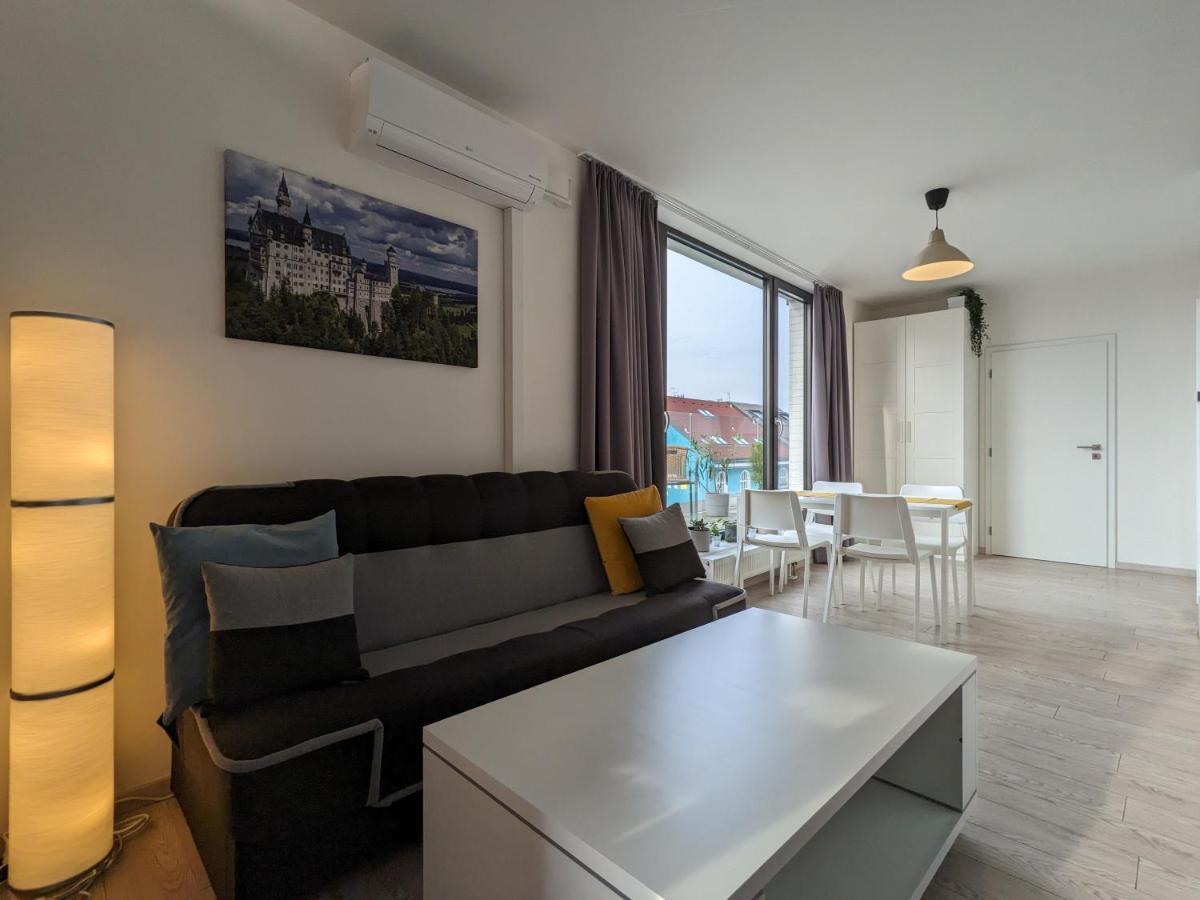 Cozy Apartment With Big Terrace In Central Prague - Karlin Bagian luar foto