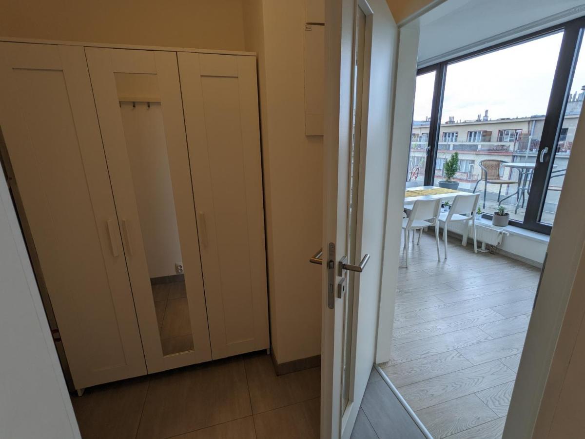 Cozy Apartment With Big Terrace In Central Prague - Karlin Bagian luar foto
